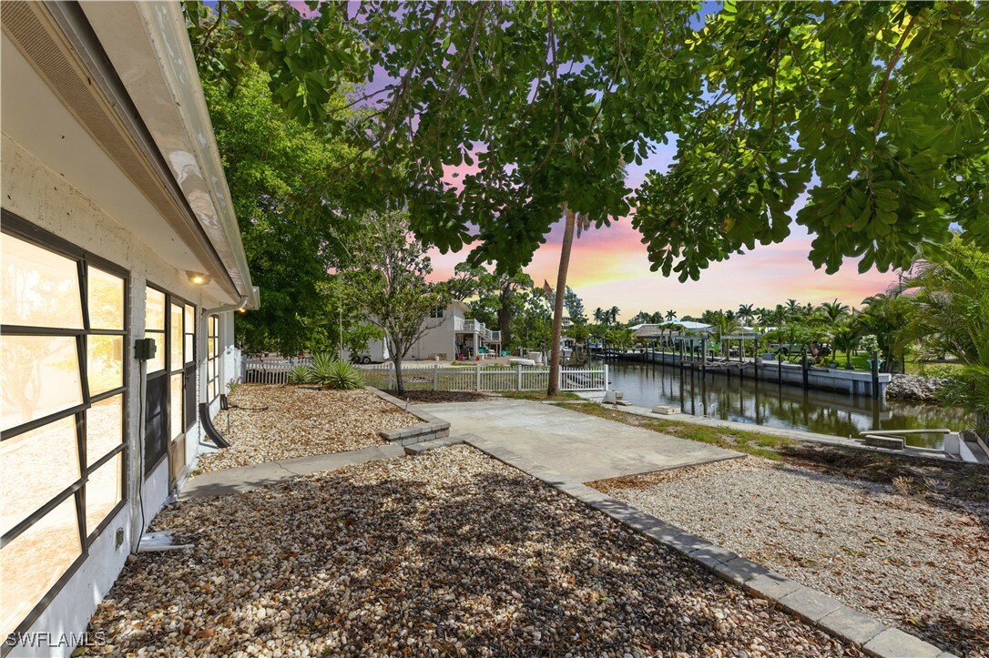Property Photo: 3461 Lakeview Drive FL 34112