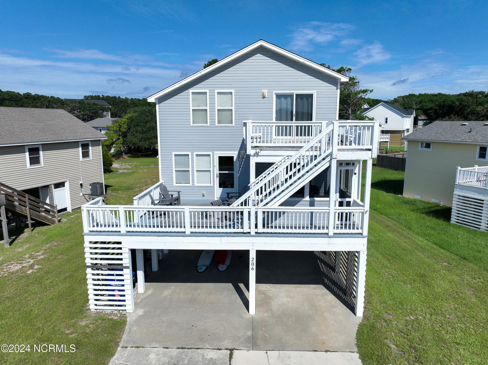 Property Photo: 206 W Barracuda Drive NC 27959