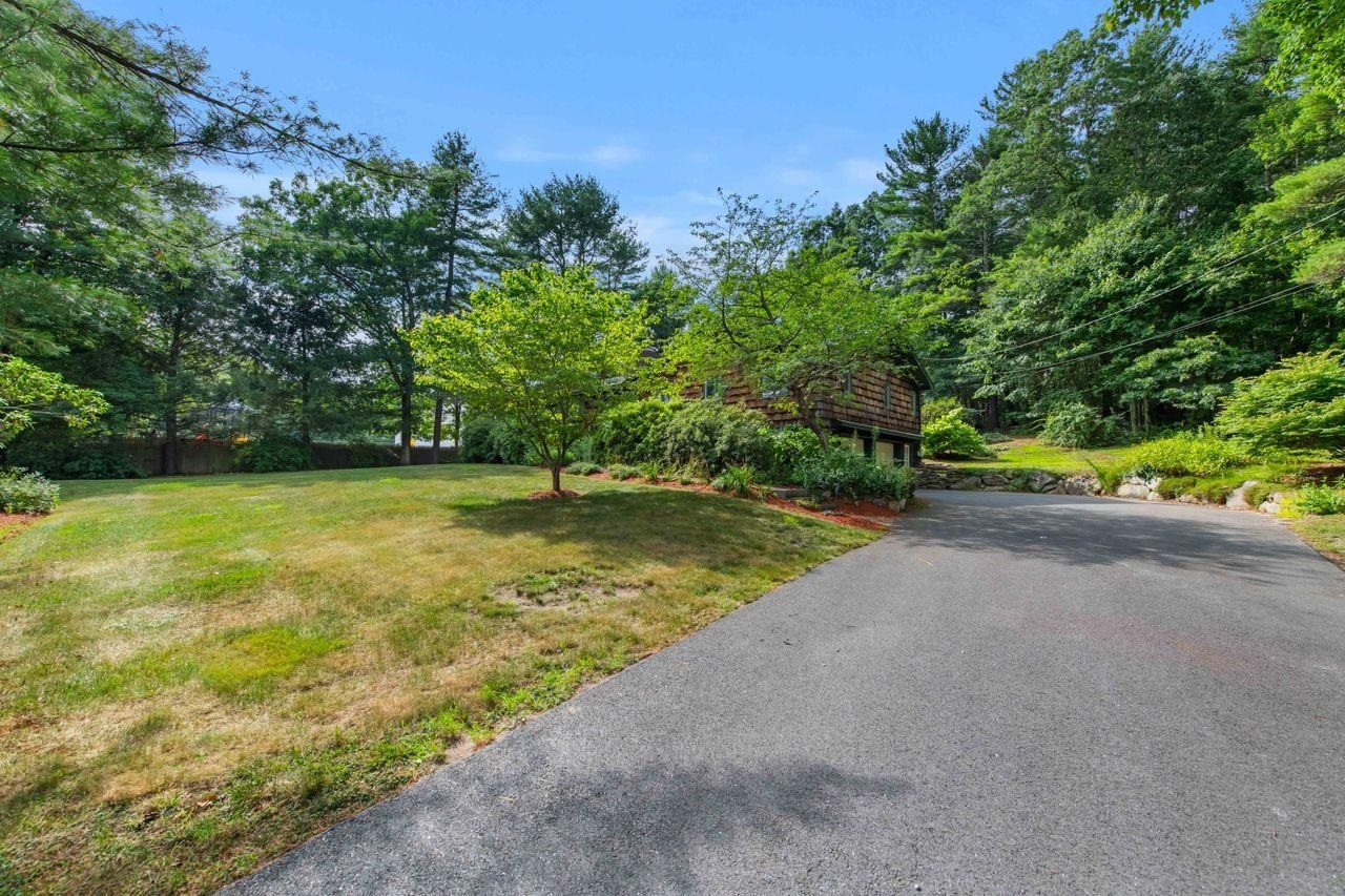 Property Photo:  3 Woodland Drive  NH 03053 