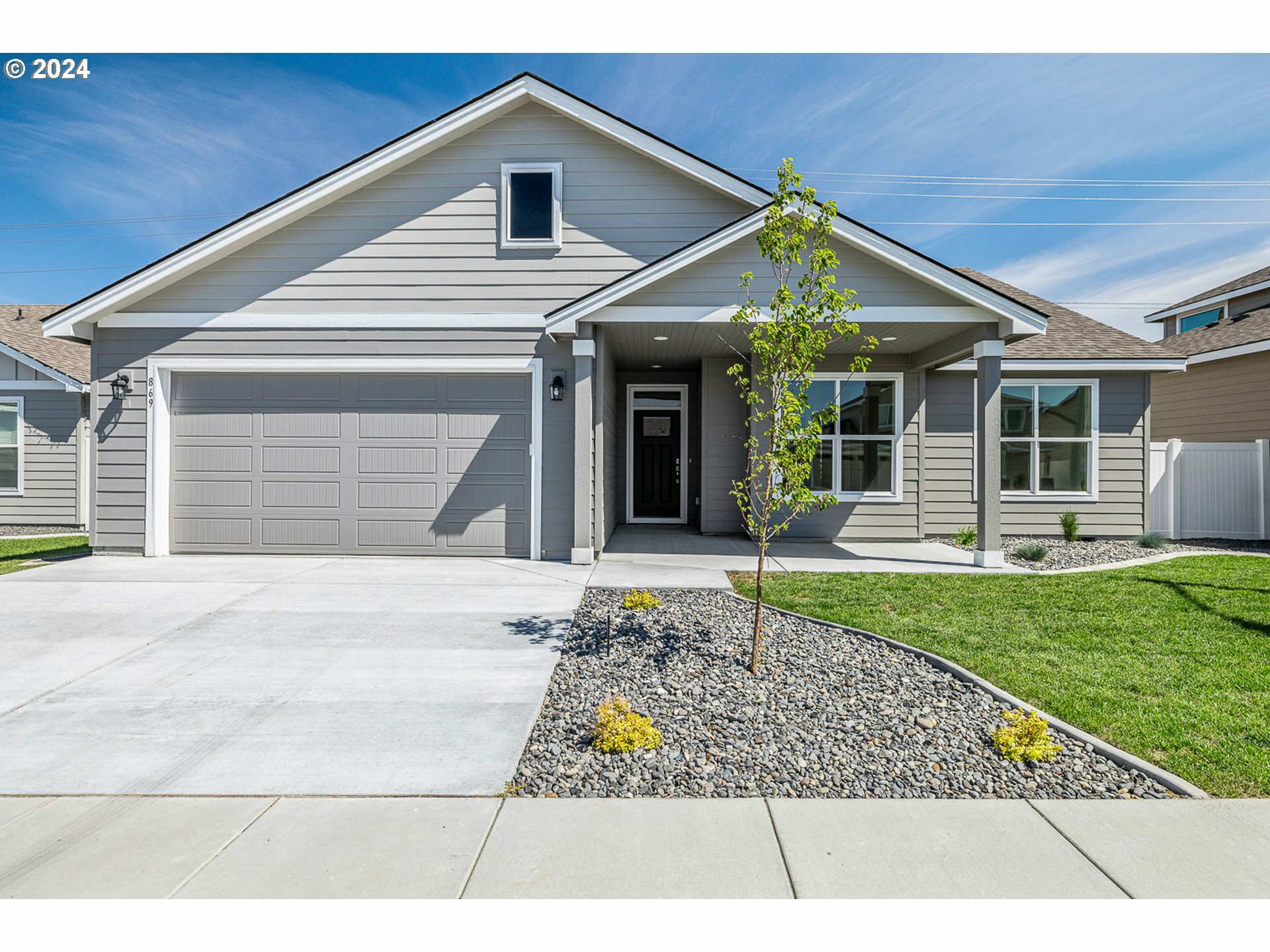 869 E Autumn Ave  Hermiston OR 97838 photo