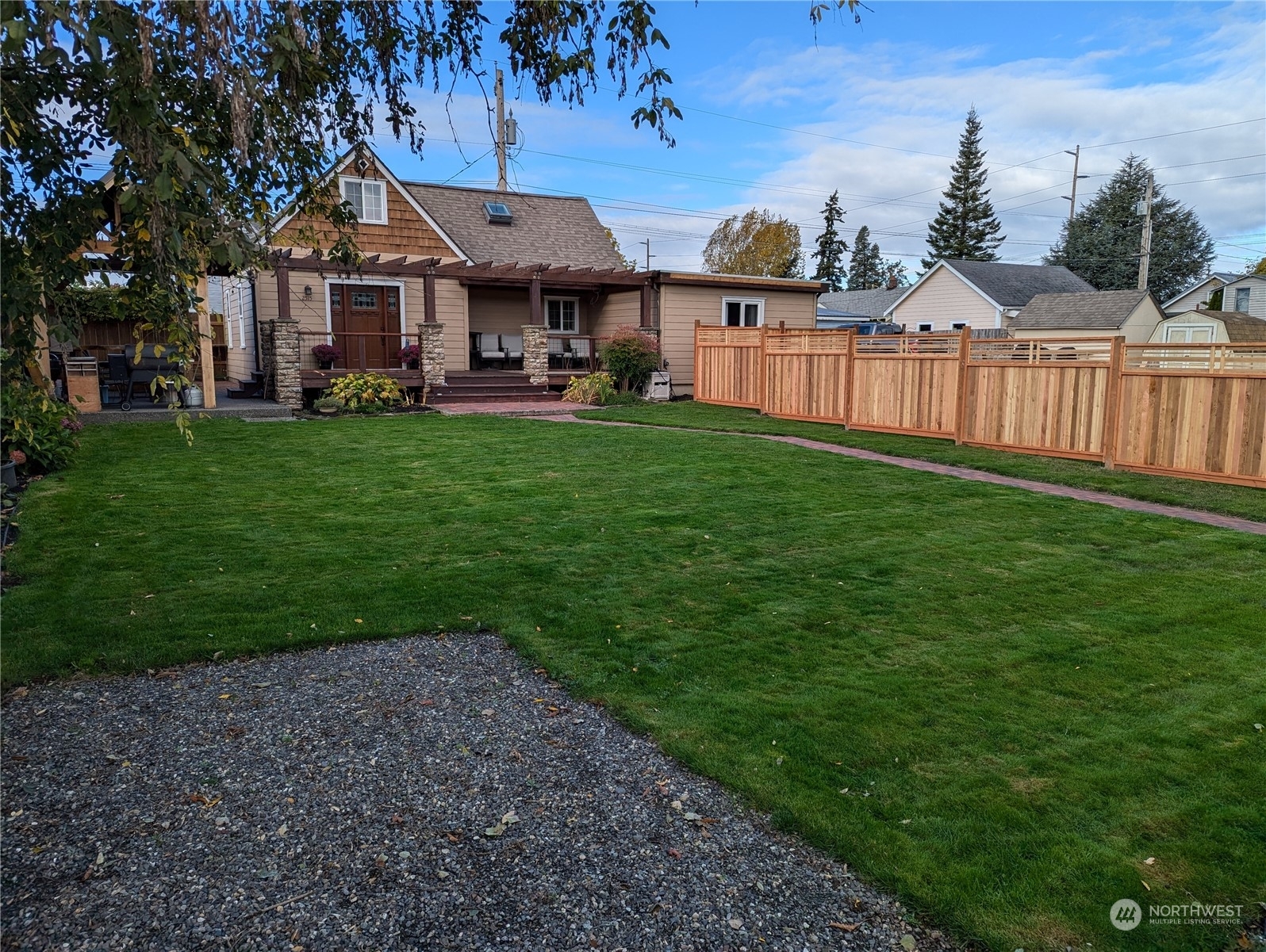 Property Photo:  2515 Kulshan Street  WA 98225 