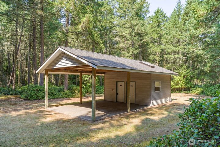 Property Photo: 263 Francis Lane WA 98261