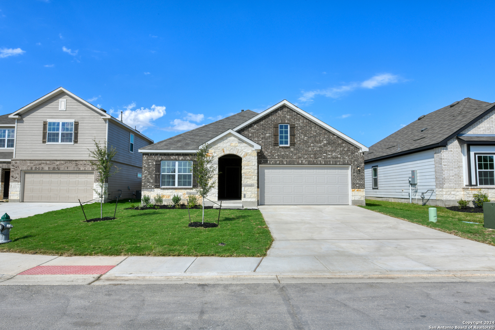 Property Photo:  105 Beveridge  TX 78155 