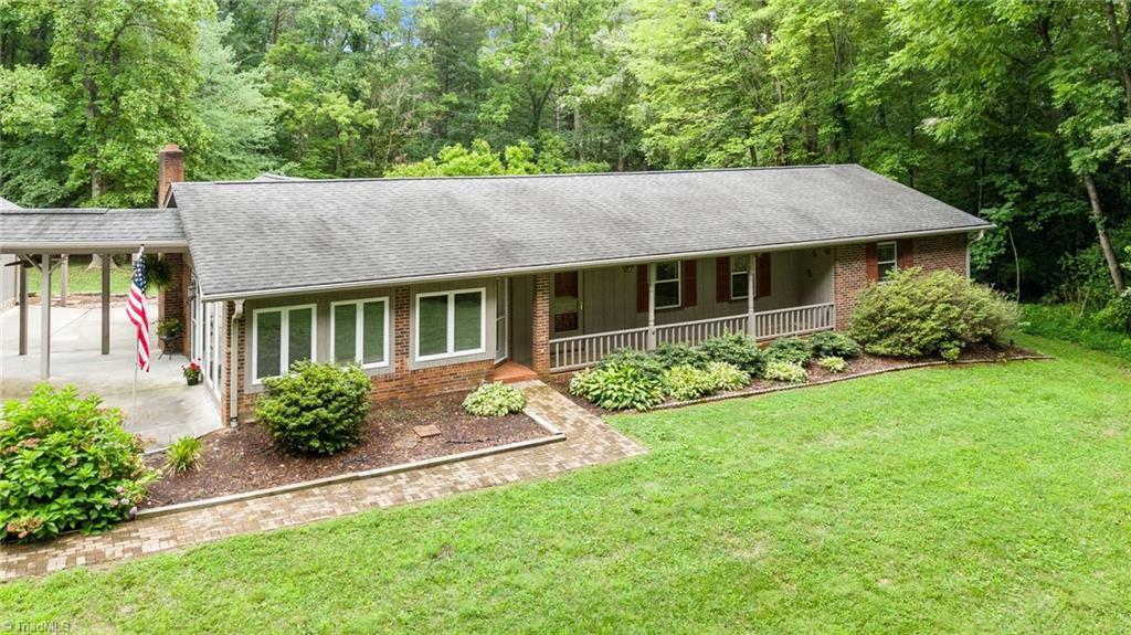 Property Photo:  134 English Primrose Lane  NC 27017 