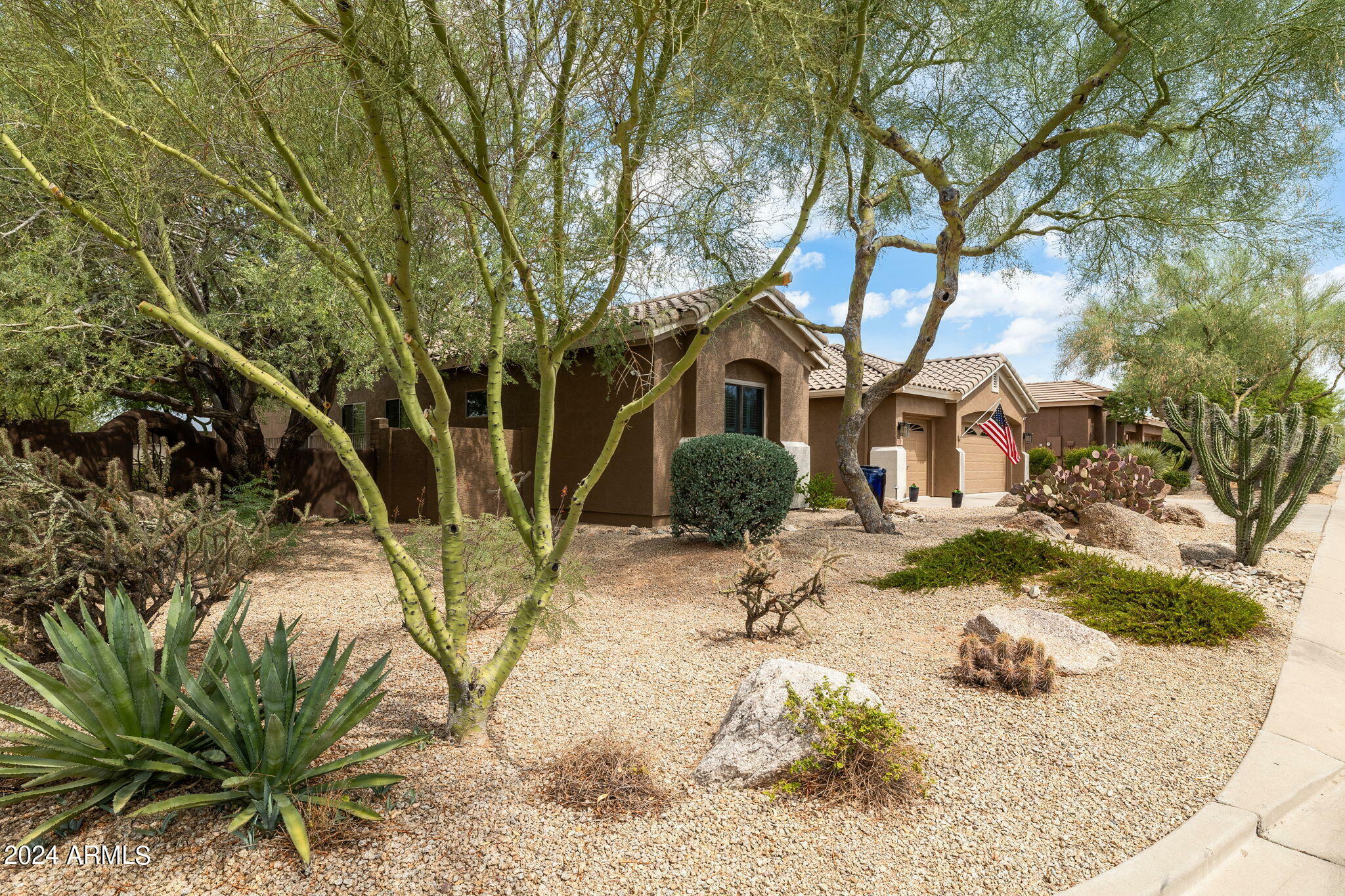 Property Photo:  32402 N 50th Street  AZ 85331 