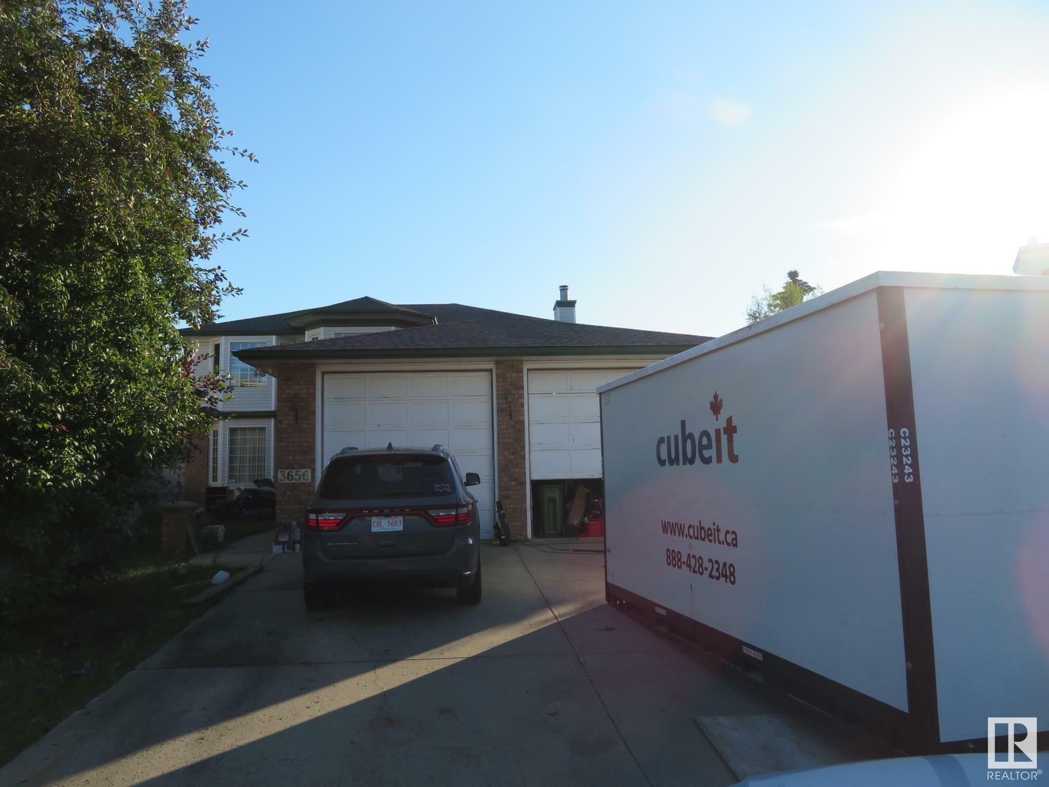 3656 31A Street NW  Edmonton AB T6T 1H4 photo