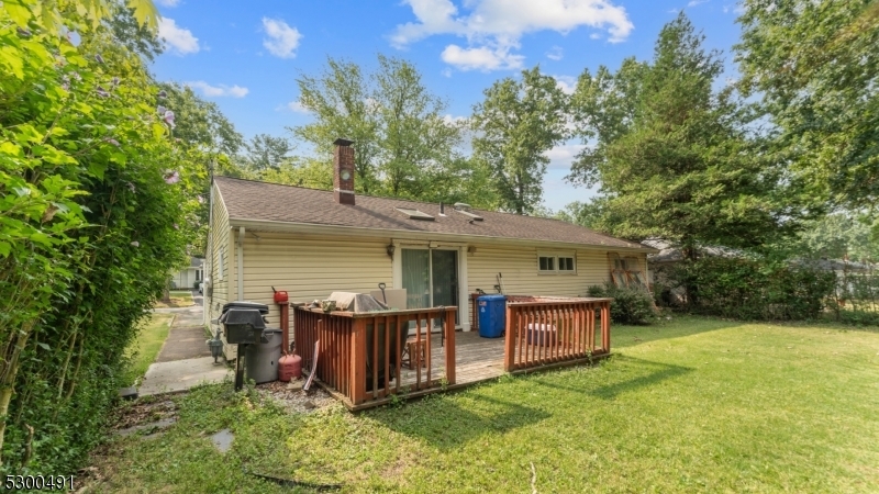 Property Photo:  26 Morris Rd  NJ 07052 