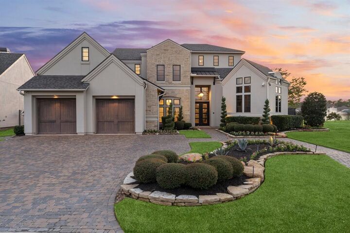 6913 W Warwick Lake Lane  Spring TX 77389 photo