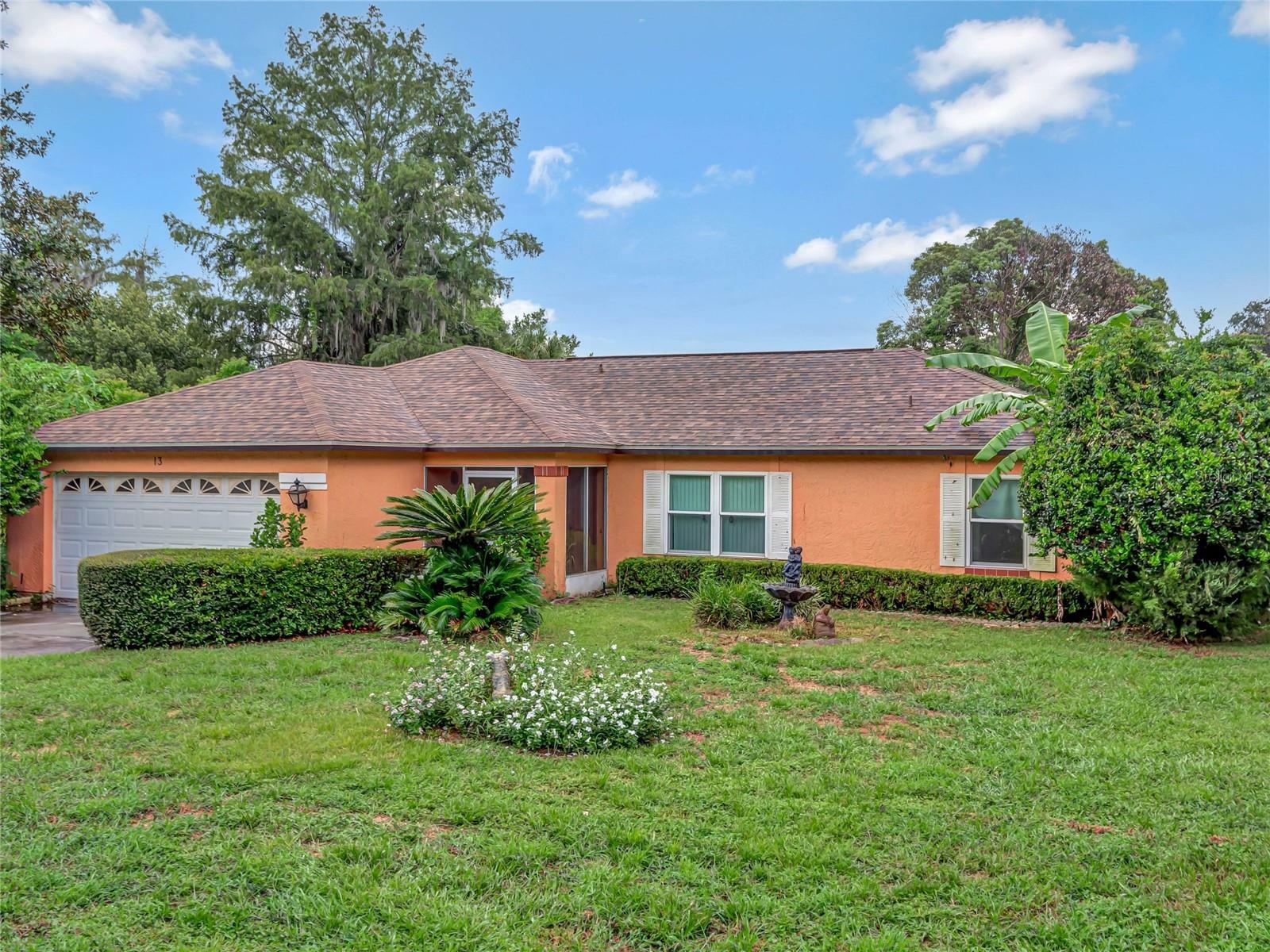 Property Photo:  13 Emerald Court  FL 34472 