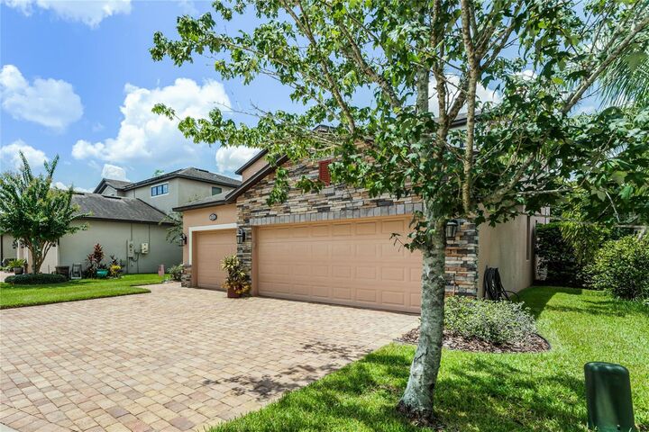Property Photo:  1906 Ashfield Street  FL 32825 