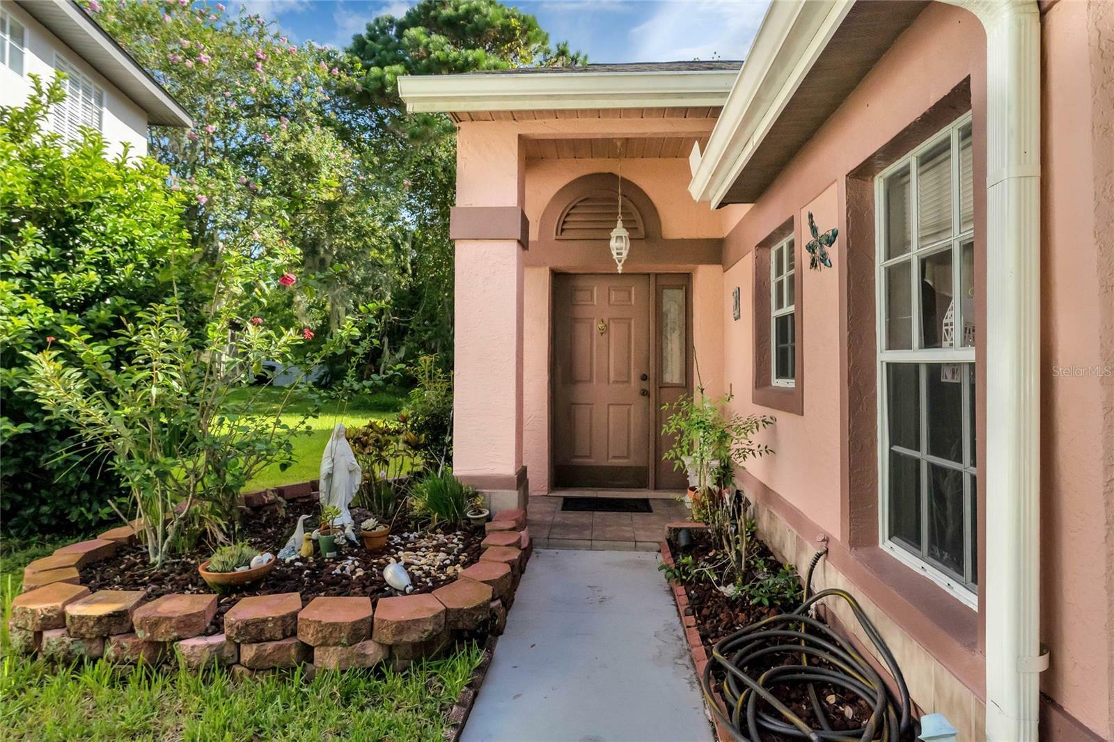 Property Photo:  10675 Satinwood Circle  FL 32825 