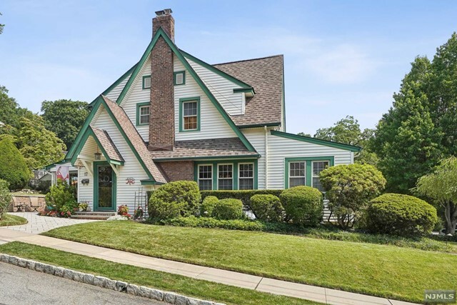 Property Photo:  17 Byrne Road  NJ 07052 