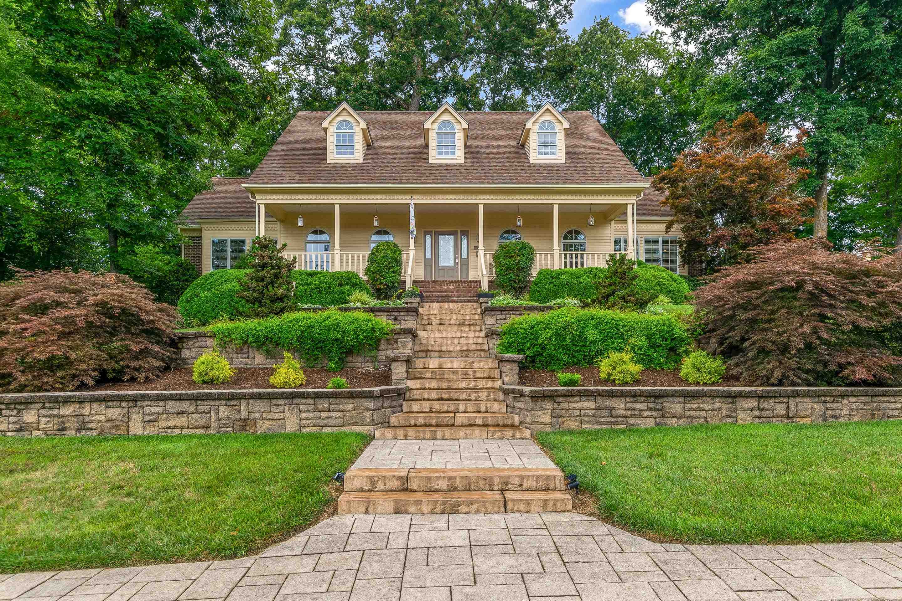 Property Photo:  2908 Wakefield Drive  VA 24060 