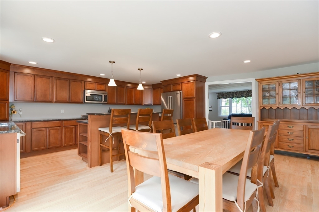 Property Photo:  21 Russet Ln  MA 01776 