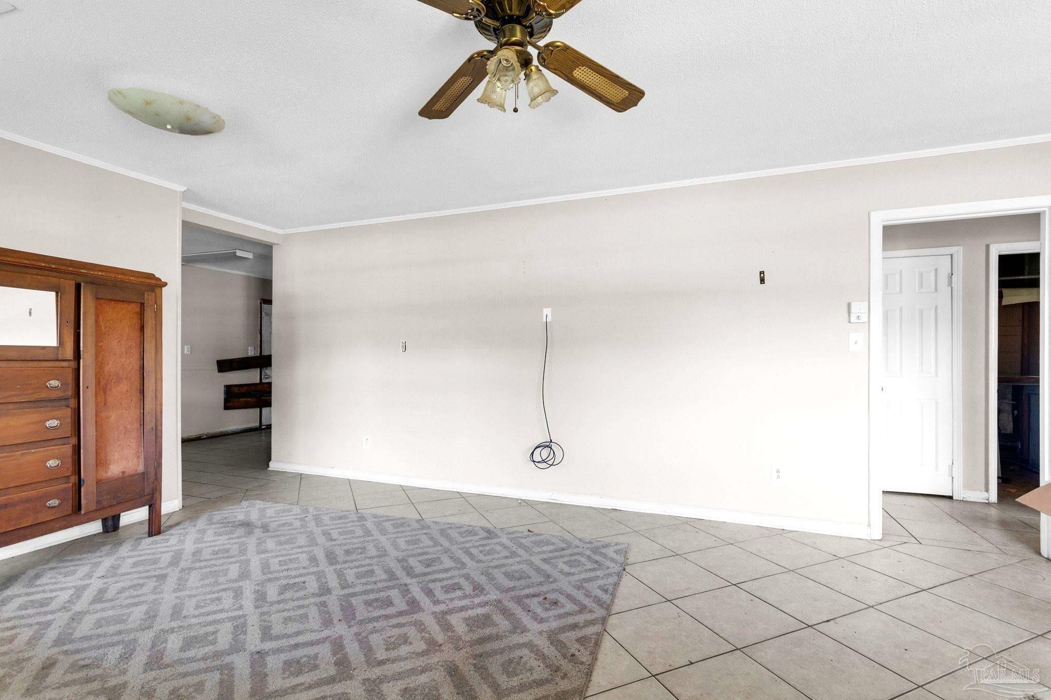 Property Photo:  1955 Lansing Dr  FL 32504 