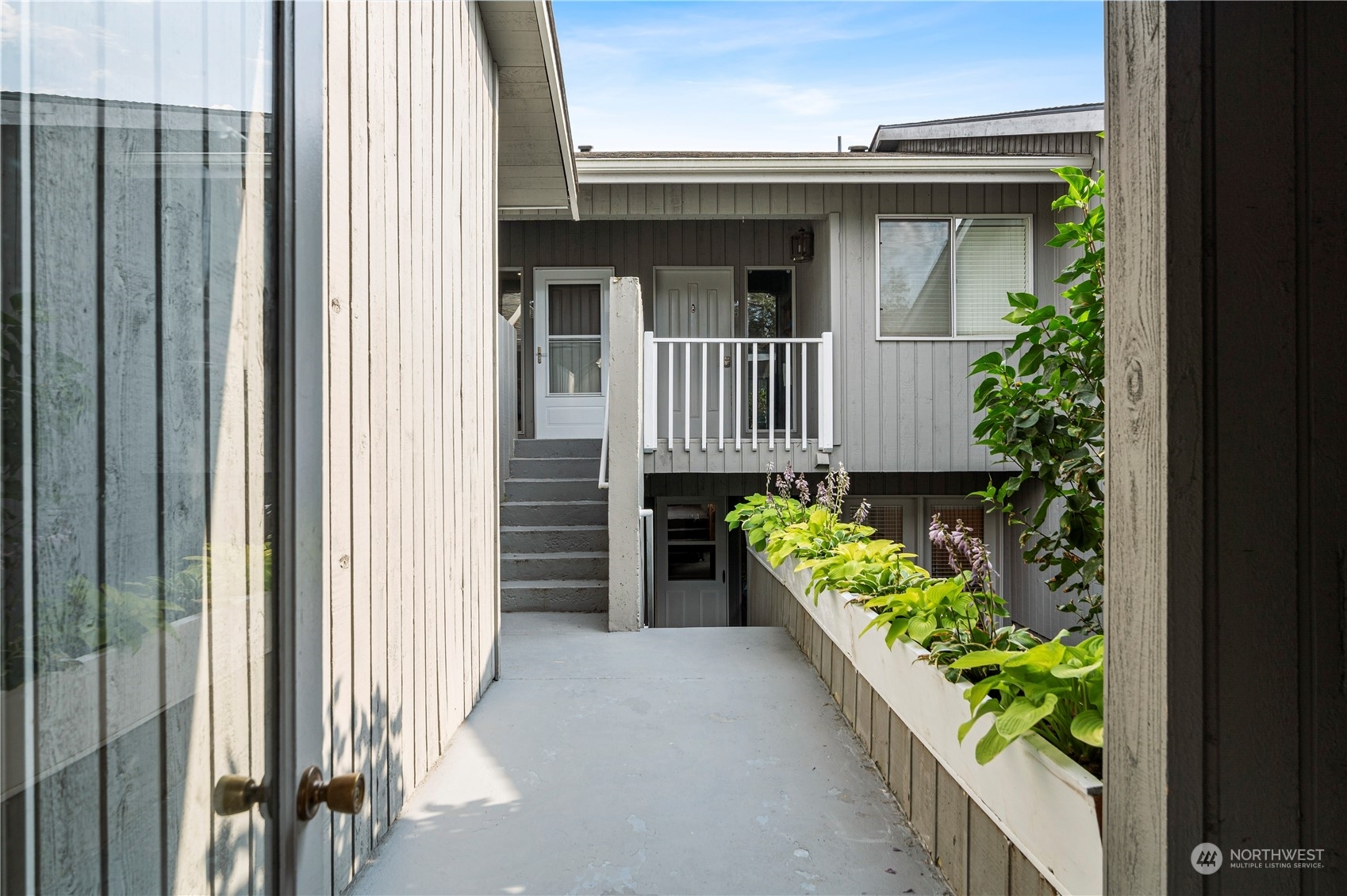 Property Photo:  6910 Woodlands Way  WA 98223 