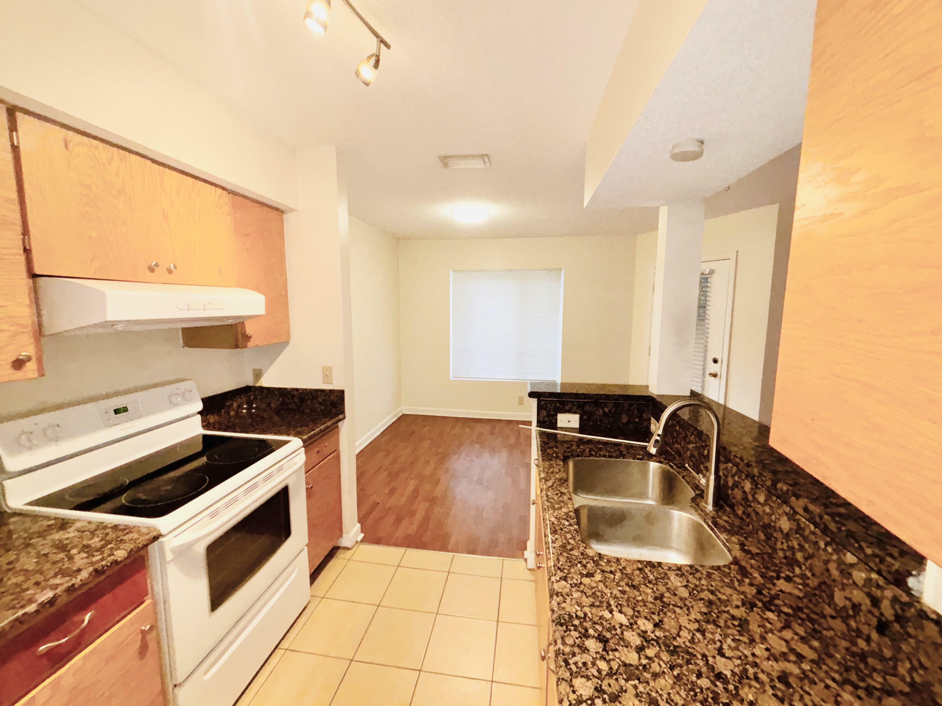 Property Photo:  815 W Boynton Beach Boulevard 11-204  FL 33426 