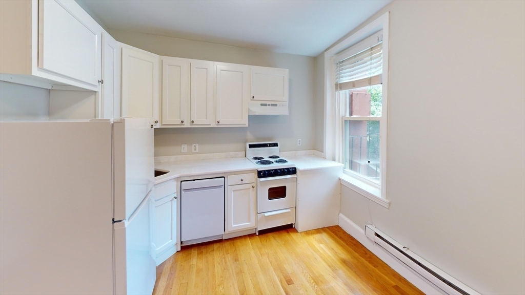 Property Photo:  115 Salem St 7  MA 02113 