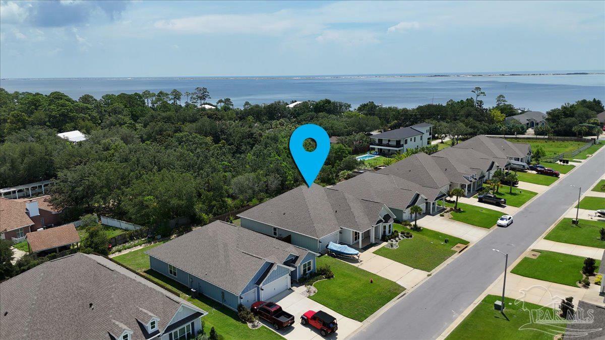 Property Photo:  1452 Ballyhoo Dr  FL 32563 