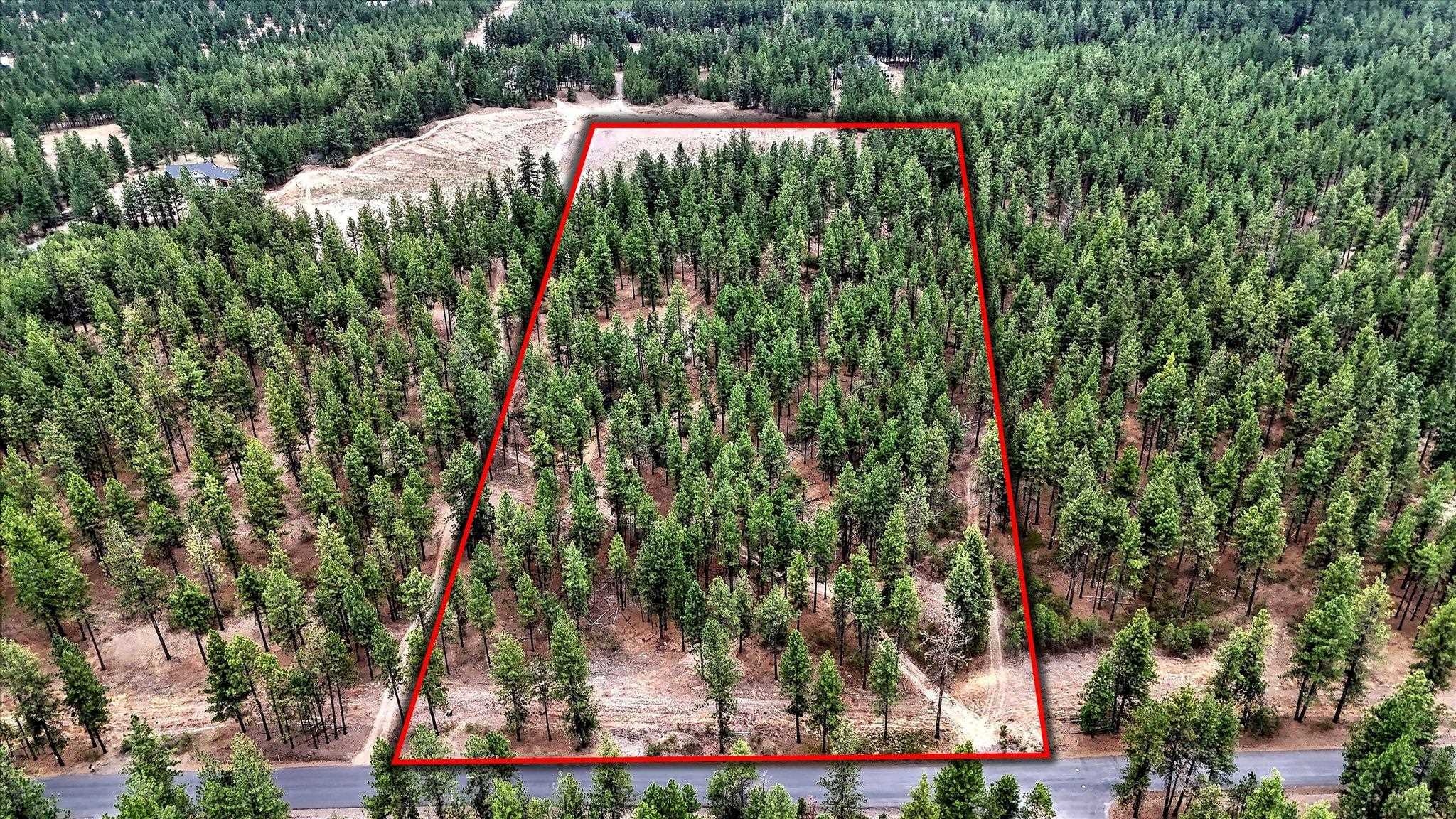 Property Photo:  18505 W Buckboard Rd  WA 99022 