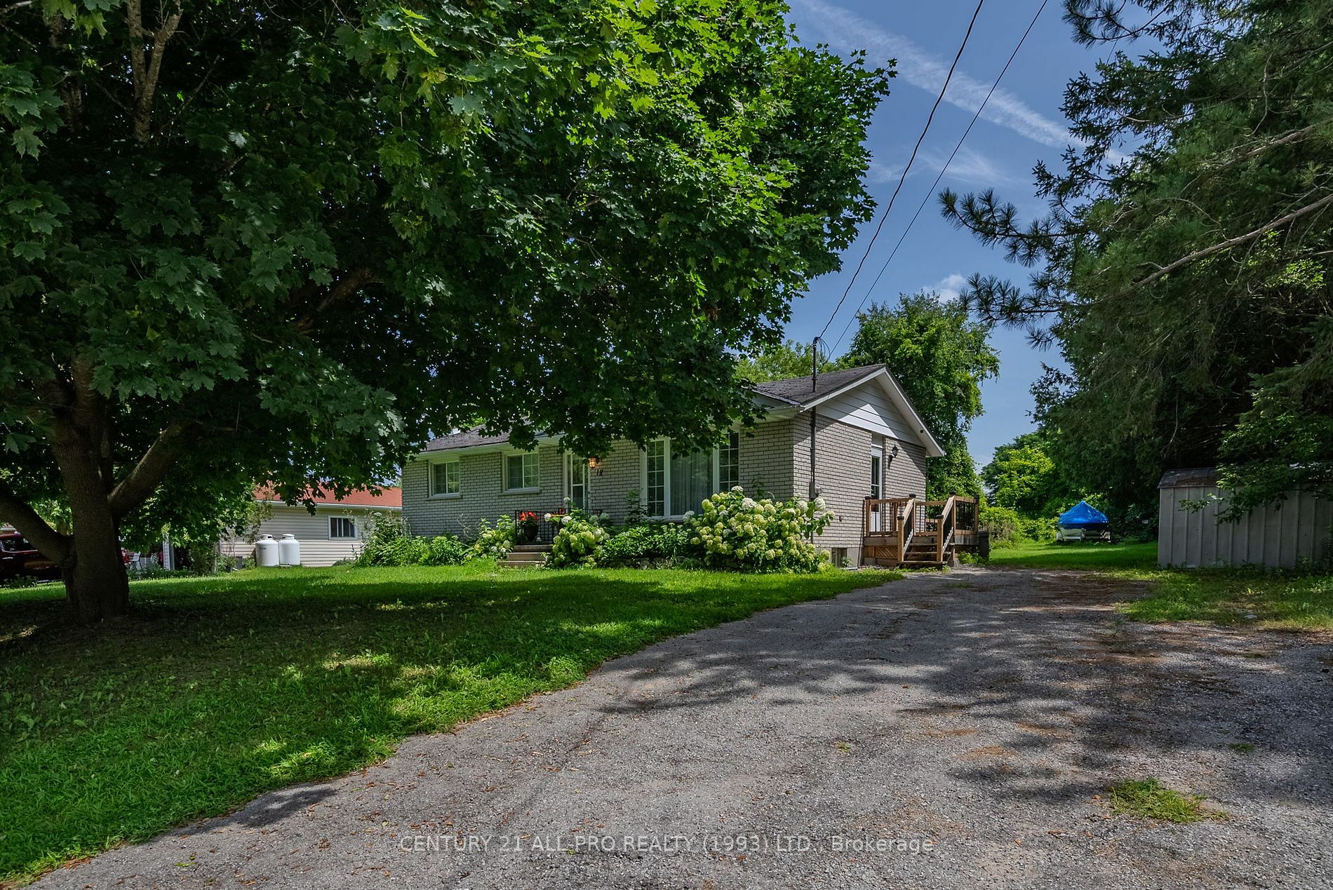 Property Photo:  18 Cedarview Dr  ON K0L 2W0 