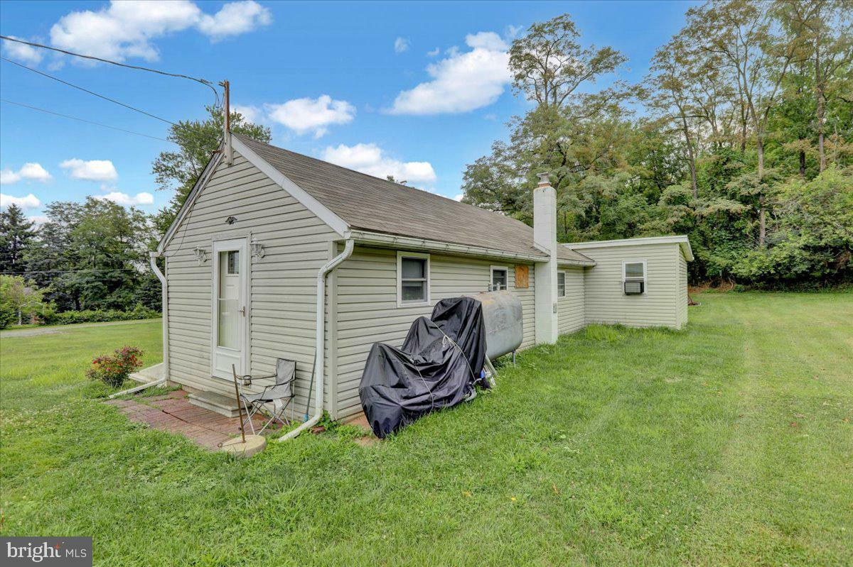 Property Photo:  255 Keller Road  PA 19522 