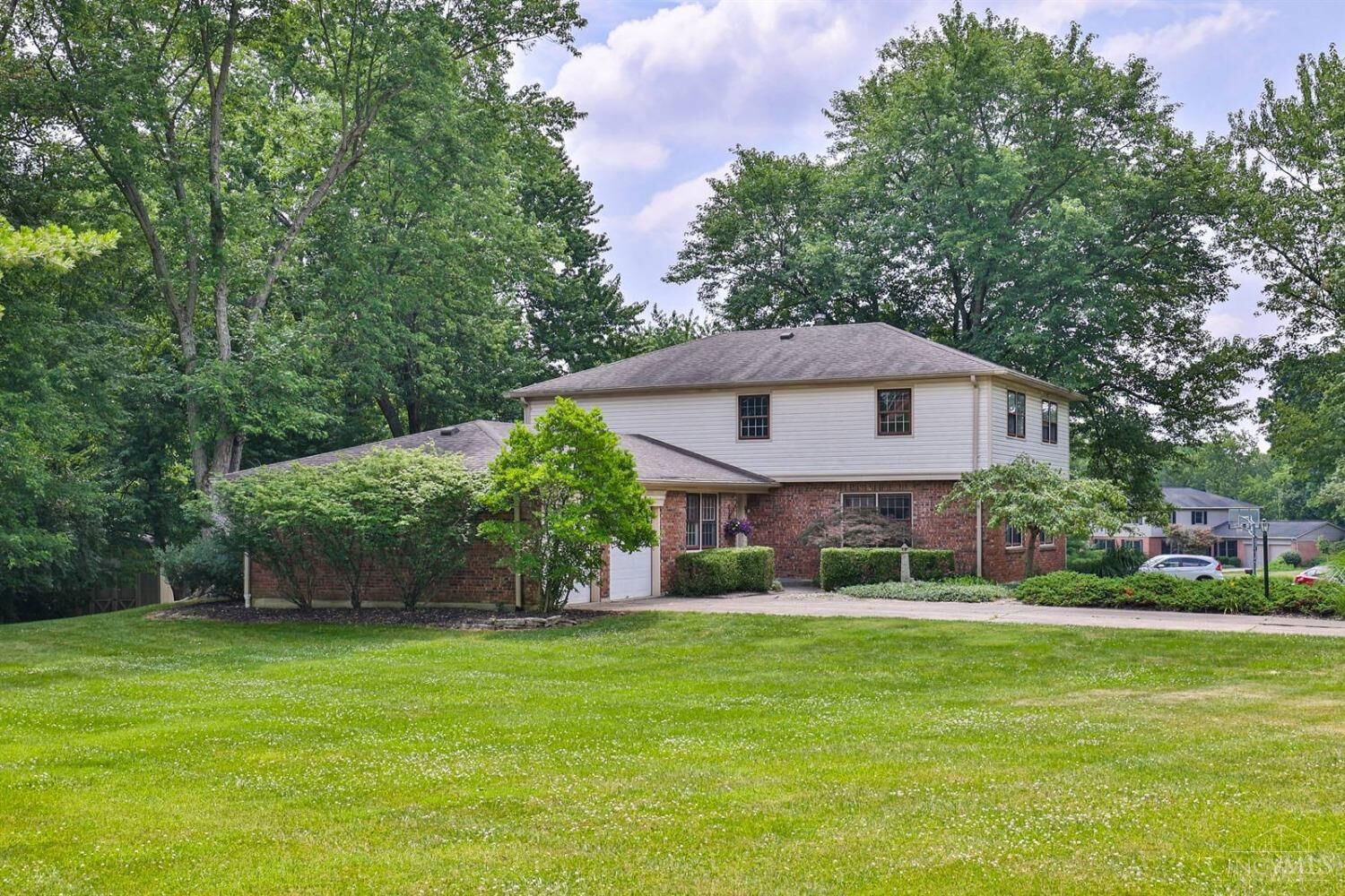 Property Photo:  2740 Whitehouse Lane  OH 45244 
