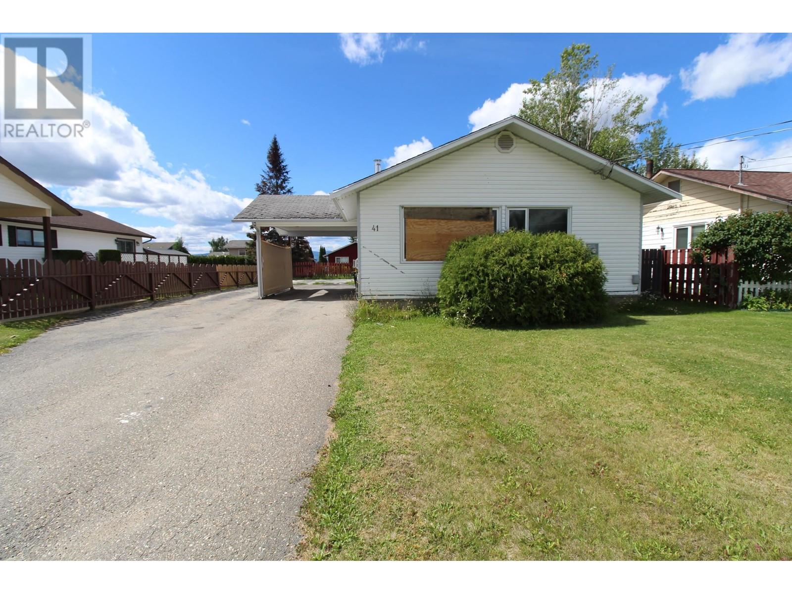 Photo de la propriété: 41 Ospika Crescent BC V0J 2C0