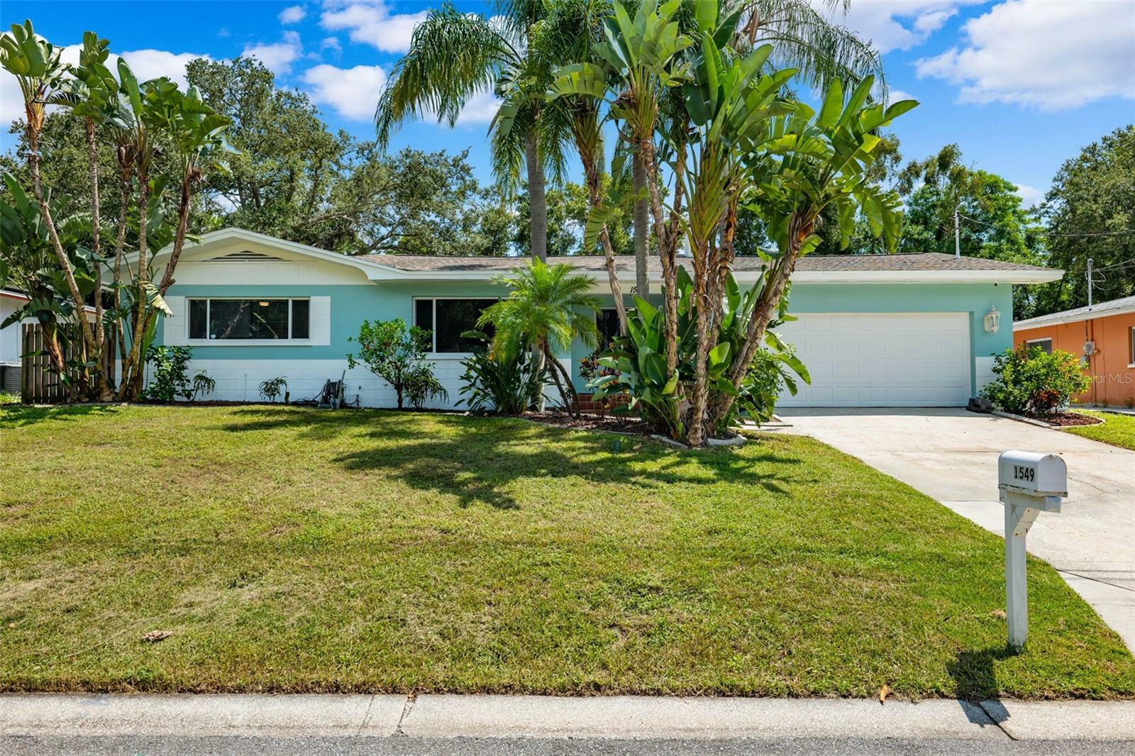 Property Photo:  1549 Linwood Drive  FL 33755 