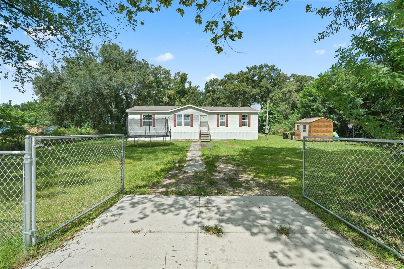 Property Photo:  41 Norman Lane  FL 33823 