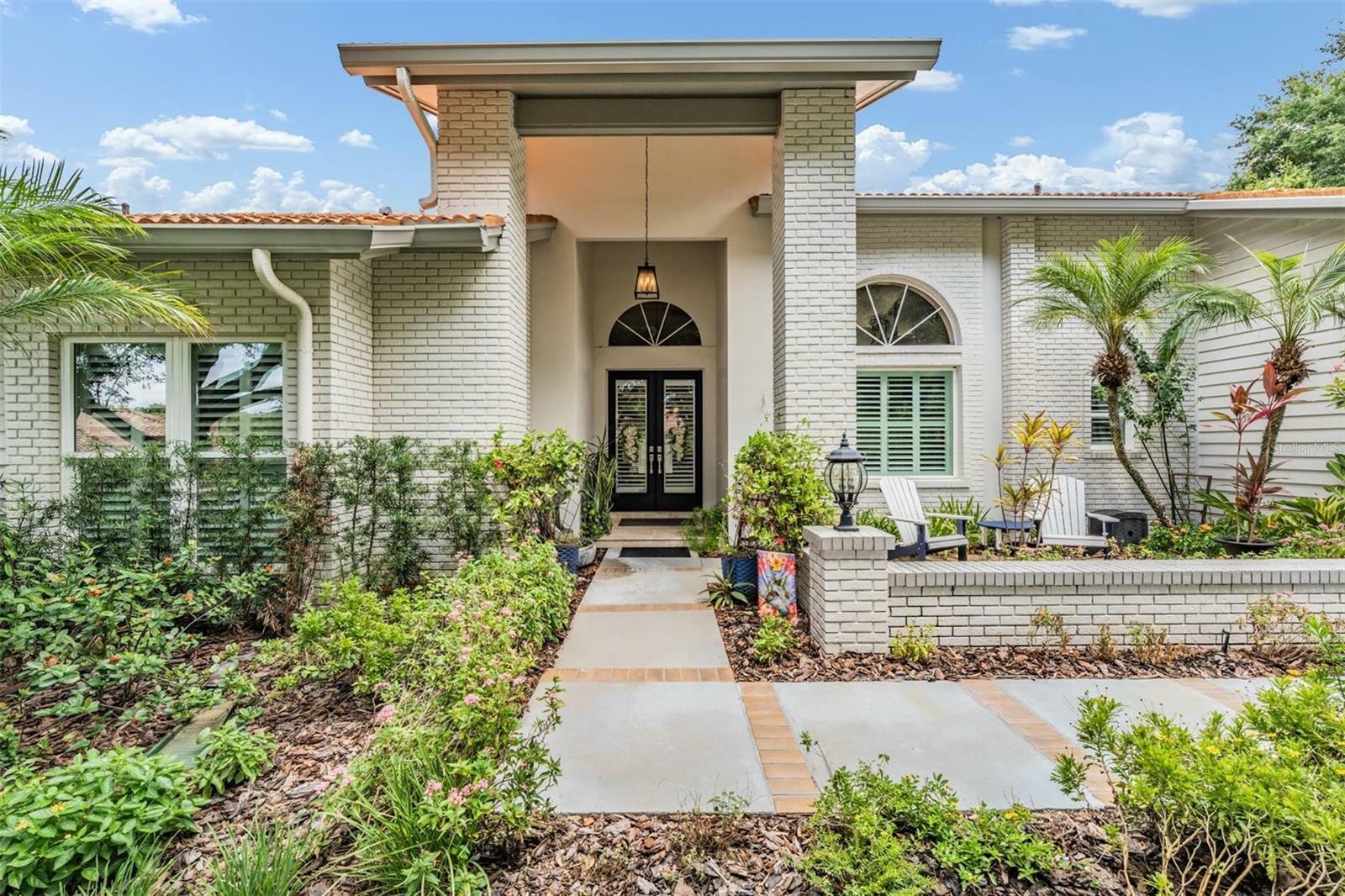 Property Photo:  3561 Shoreline Circle  FL 34684 