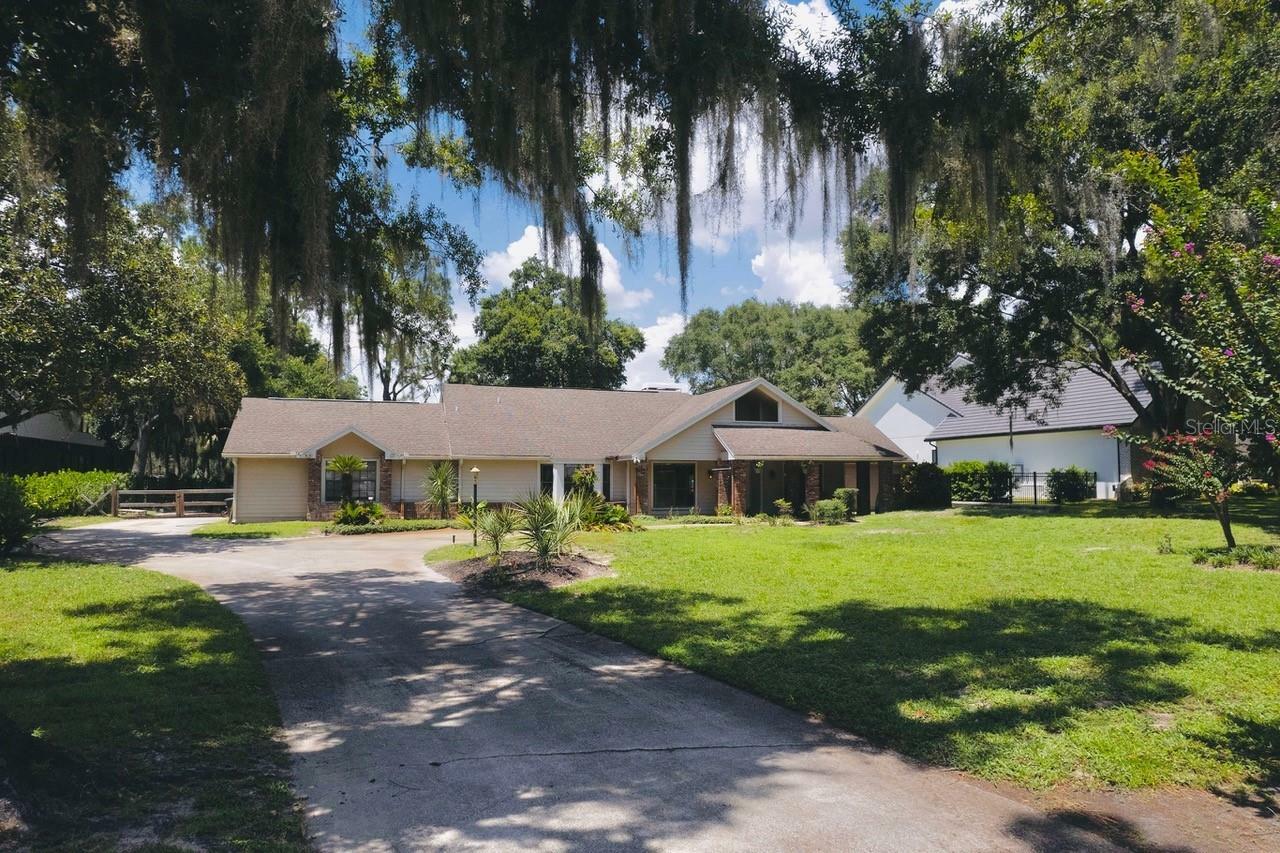 Property Photo:  11923 Lake Butler Boulevard  FL 34786 