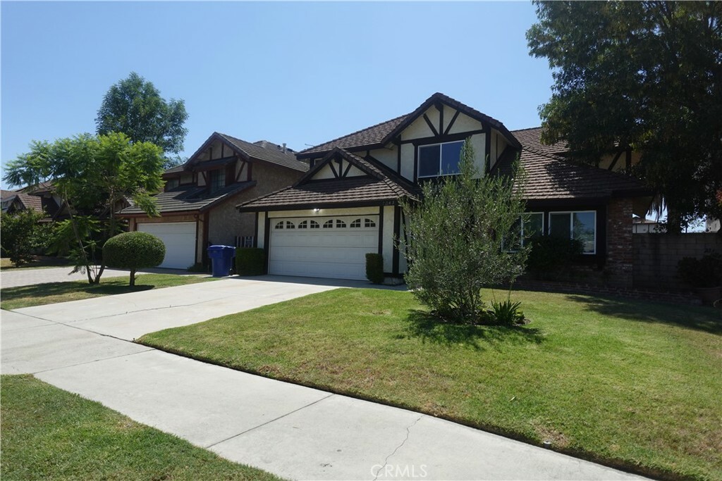 Property Photo:  7245 Beckford Avenue  CA 91335 