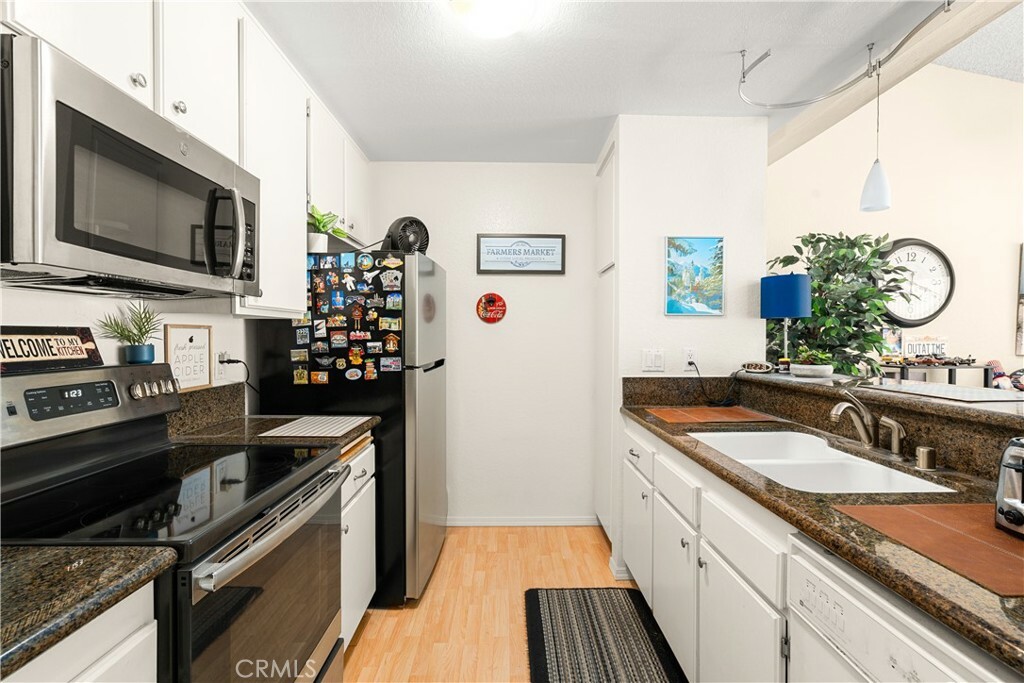 Property Photo:  2101 S Magnolia Avenue  CA 91762 