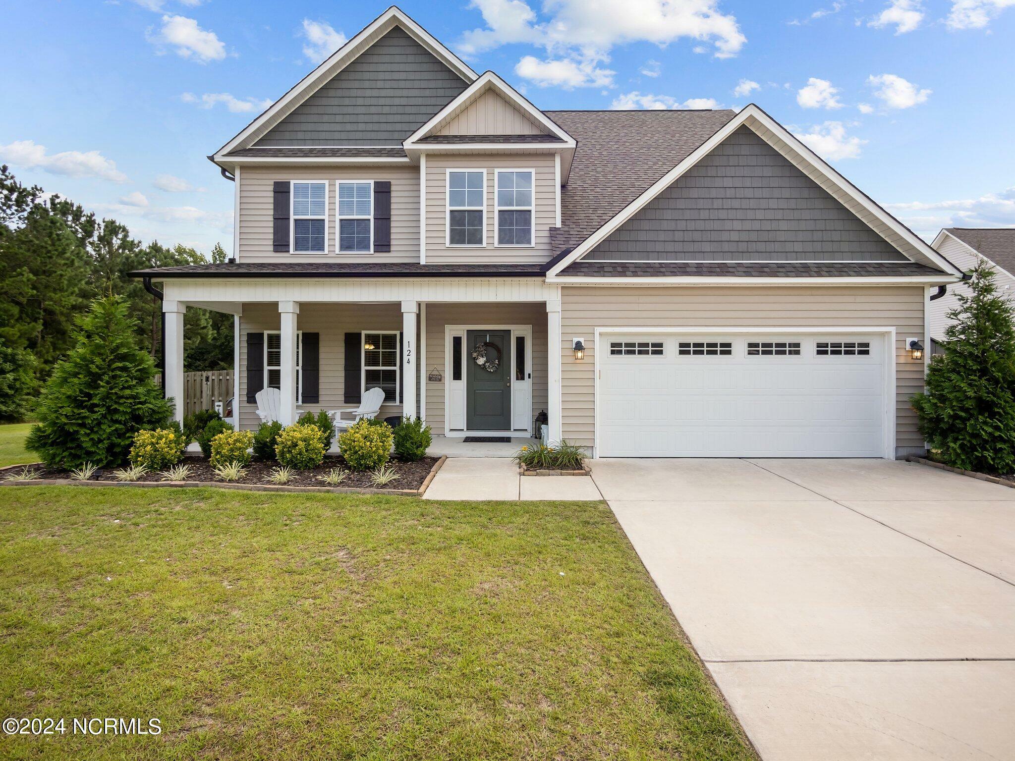 Property Photo: 124 Gillcrest Lane NC 28539