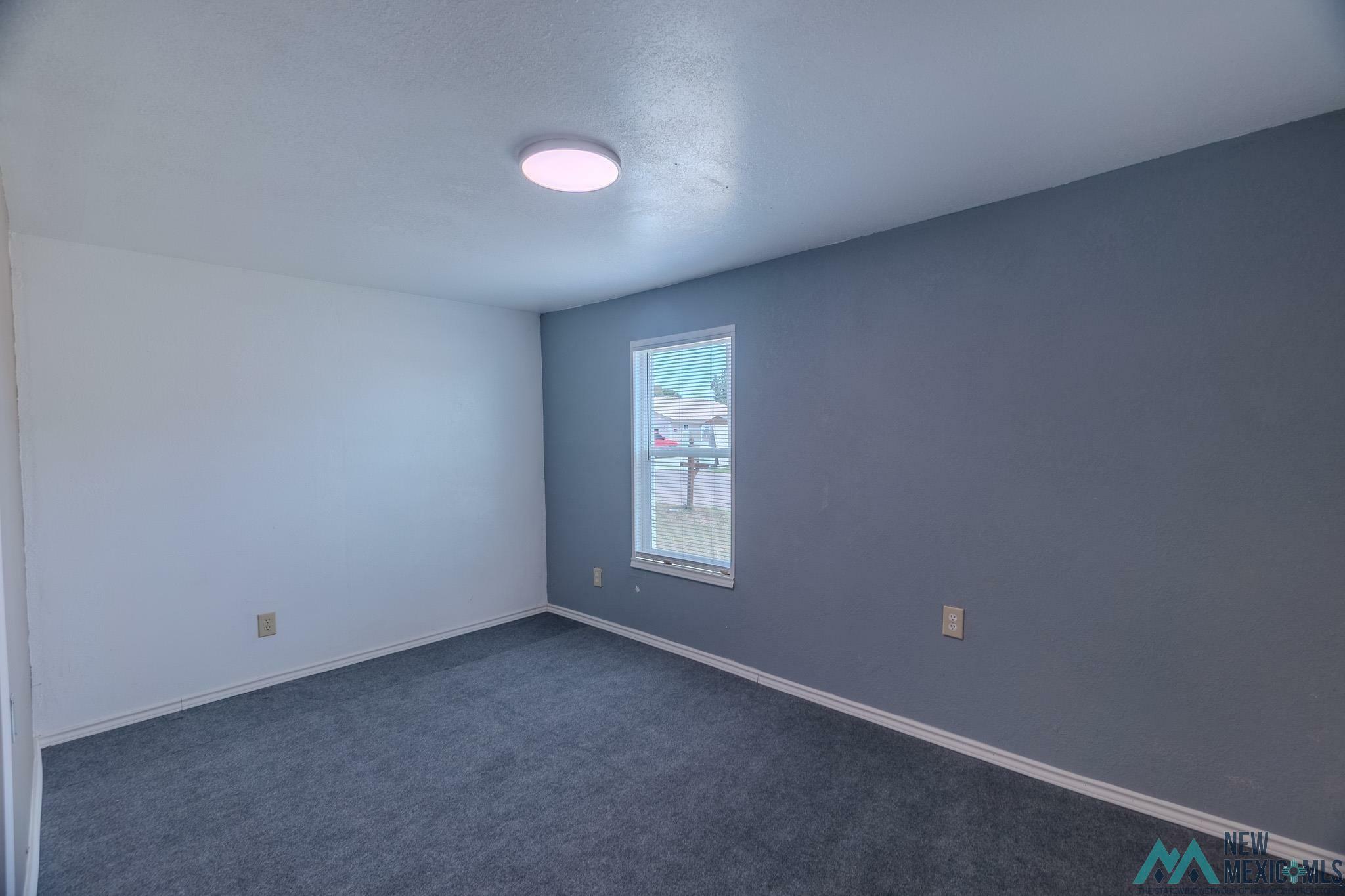 Property Photo:  304 Walnut Street  NM 88101 