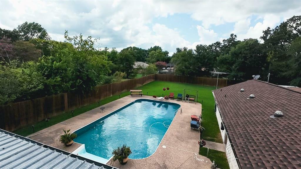 Property Photo:  320 McKinney Avenue  TX 75110 