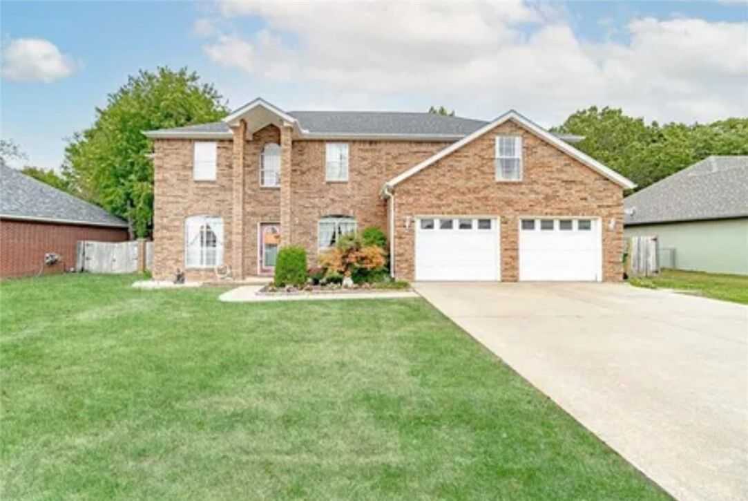 Property Photo:  1205 Rolling Oaks Lane  AR 72756 