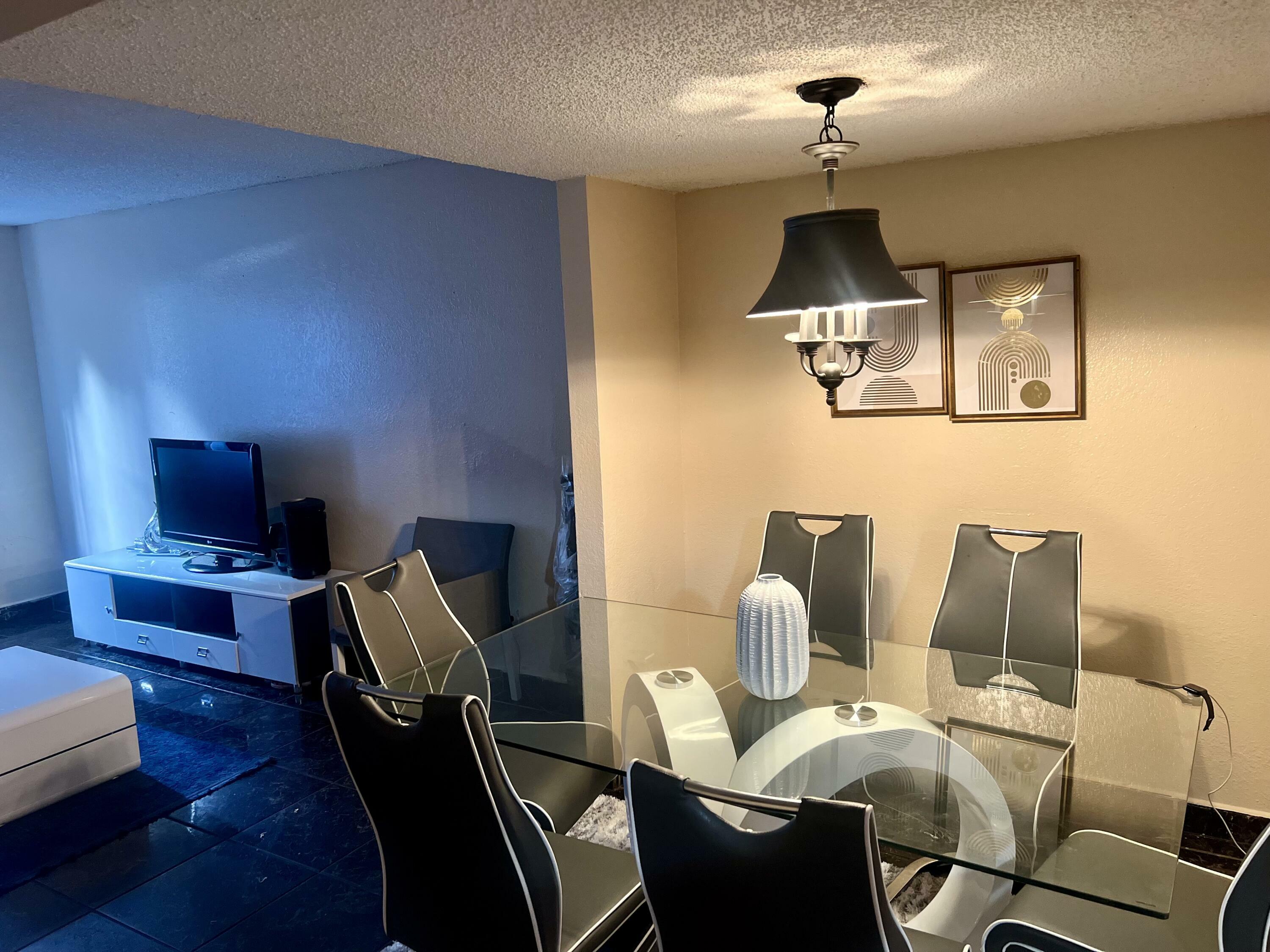 Property Photo:  1029 S C Street 1029  FL 33460 