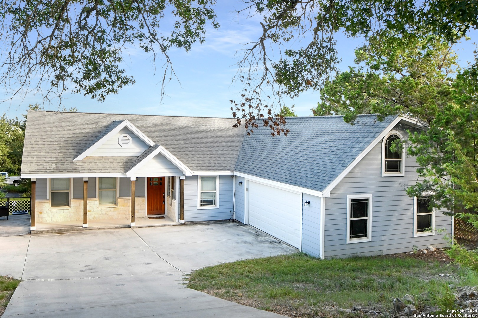 Property Photo:  2737 Westview Dr  TX 78133 