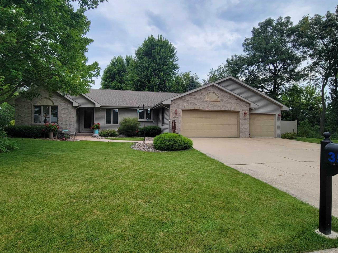 3525 Kingsbridge Drive  Janesville WI 53546 photo