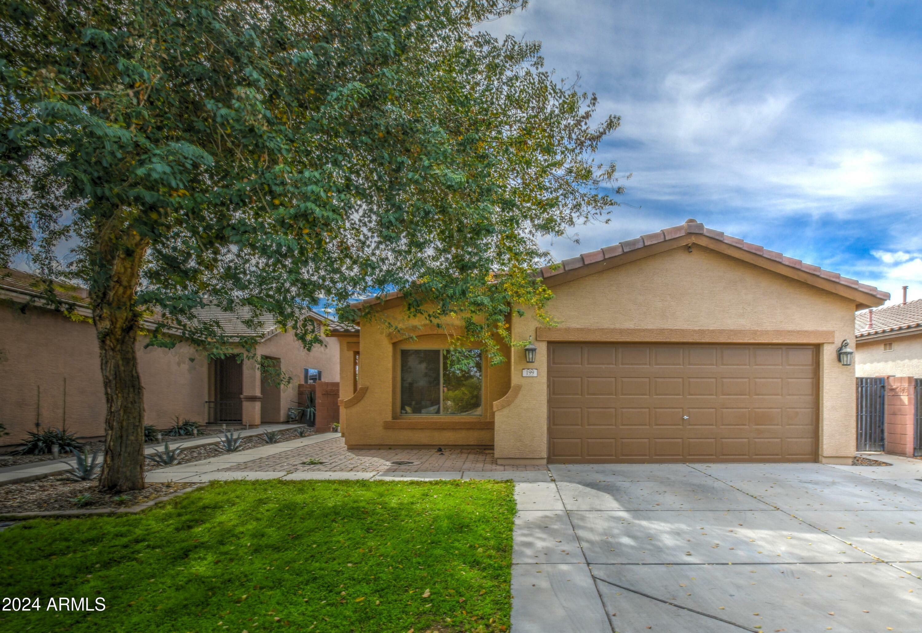 Property Photo:  199 W Reeves Avenue  AZ 85140 