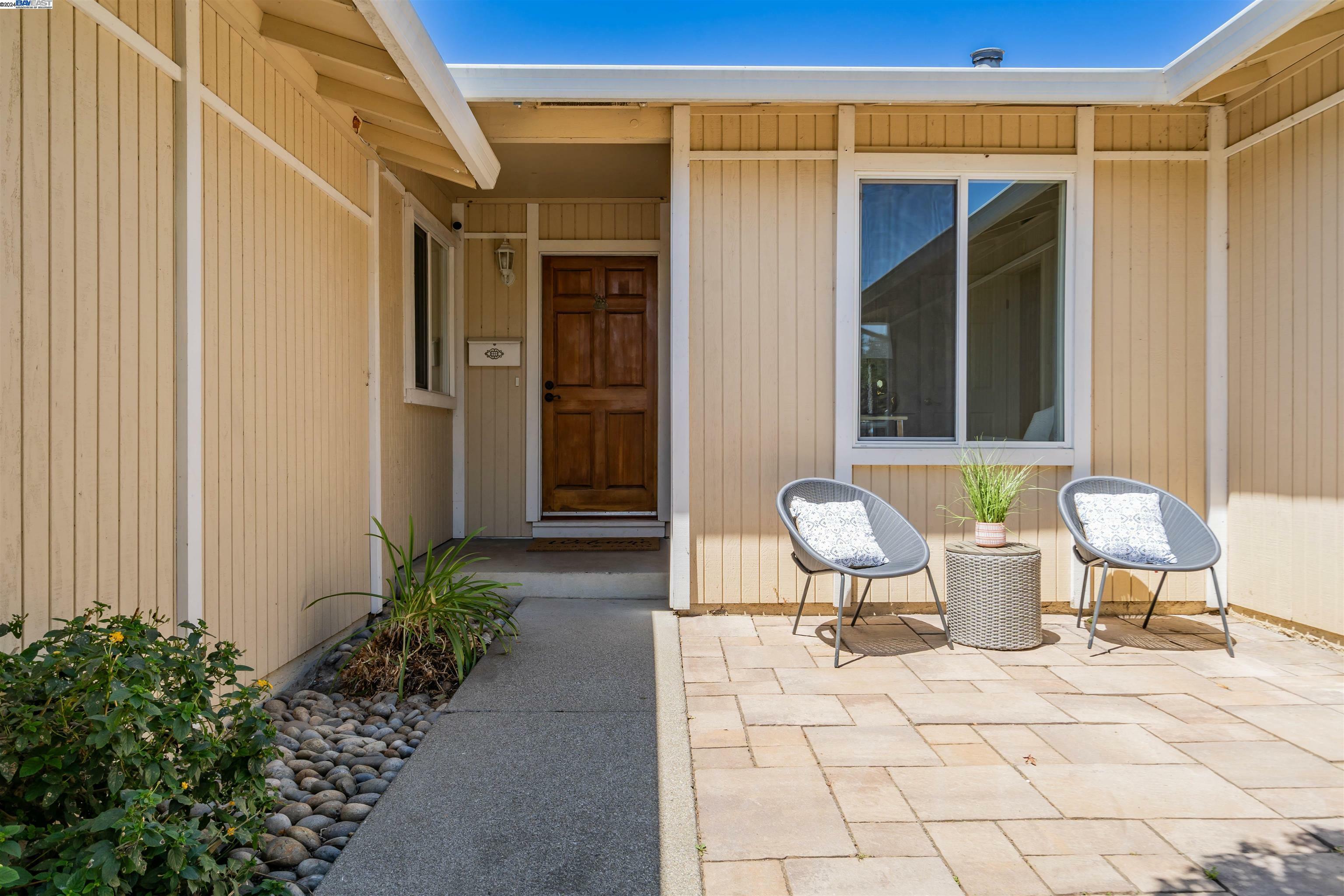 Property Photo:  3277 Canterbury Ct  CA 94536 