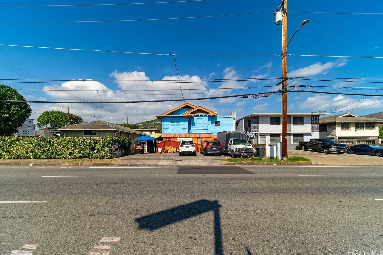 Property Photo:  2110 S Beretania Street  HI 96826 