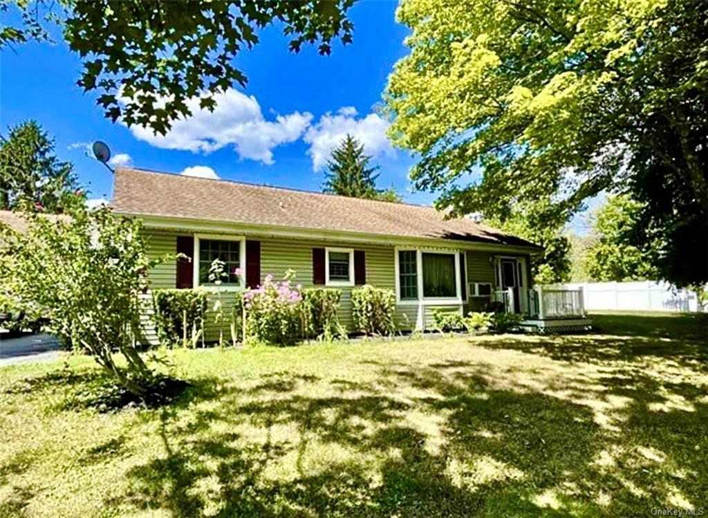 Property Photo:  565 N Quaker Lane  NY 12538 