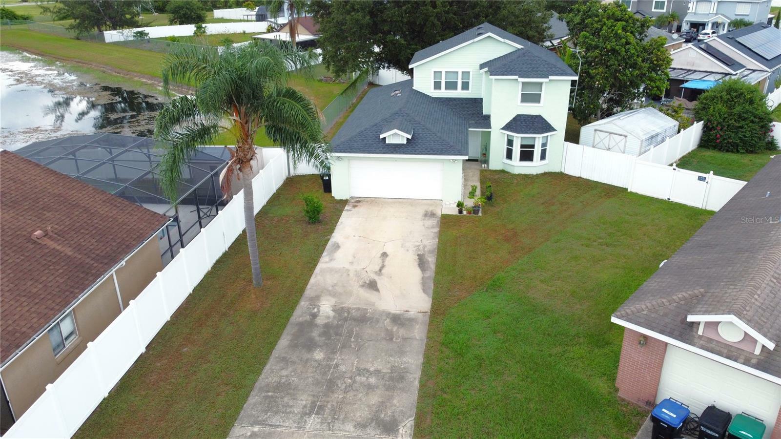 Property Photo:  13262 Boulder Woods Circle  FL 32824 