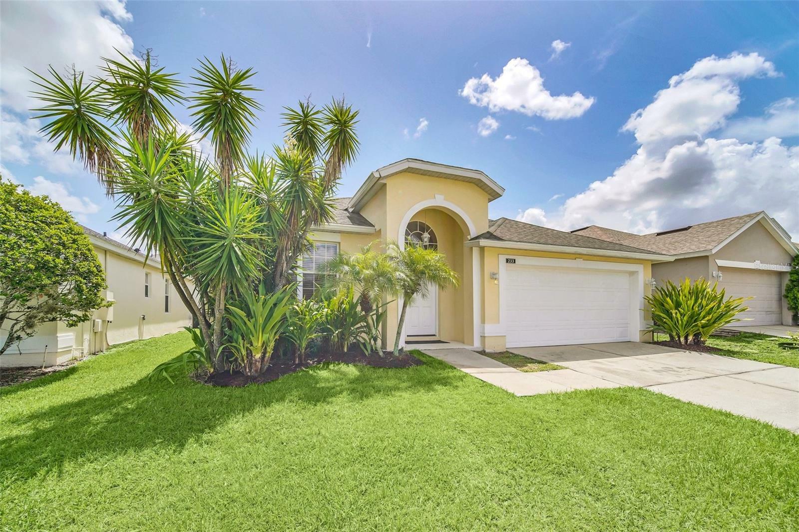 Property Photo:  233 Churchill Park Drive  FL 33897 