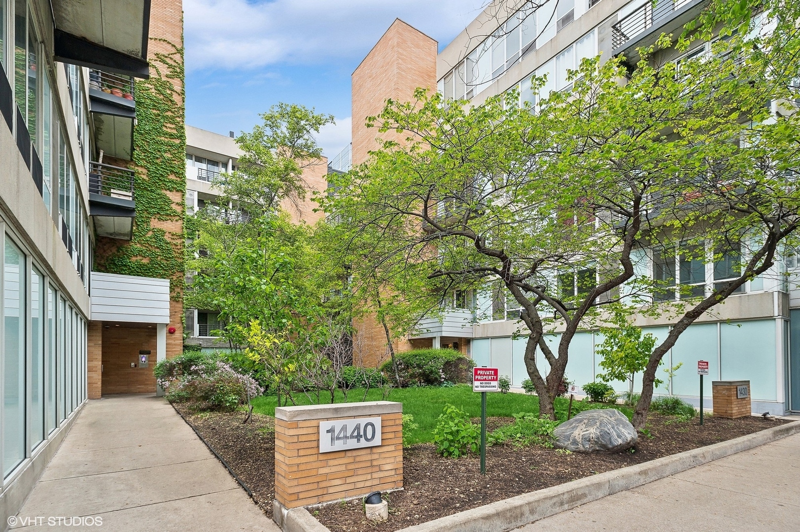 Property Photo:  1440 S Michigan Avenue 414  IL 60605 