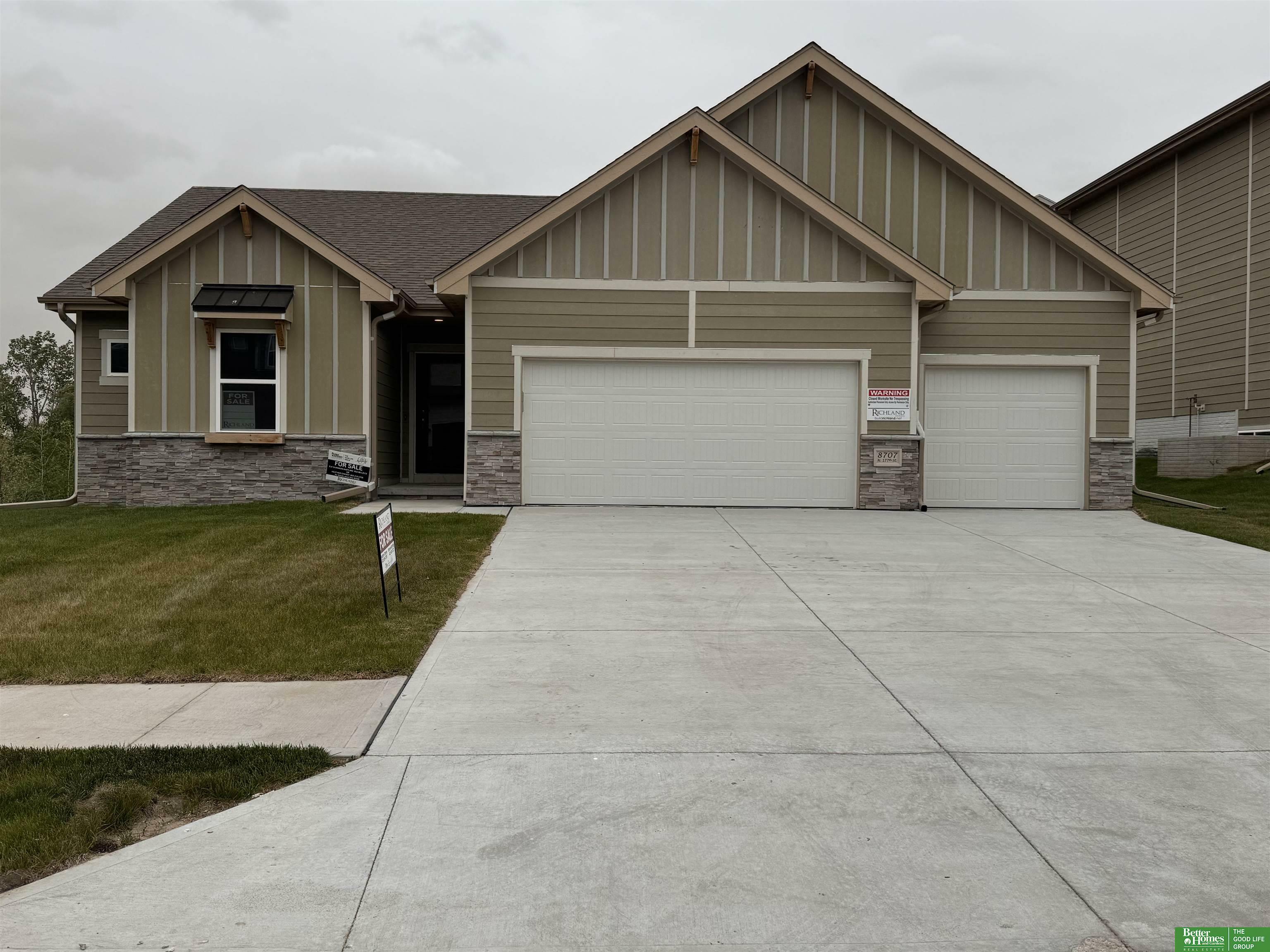 Property Photo:  8707 N 177th Street  NE 68007 