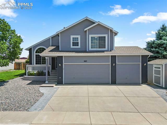 Property Photo:  6615 Bear Tooth Drive  CO 80923 